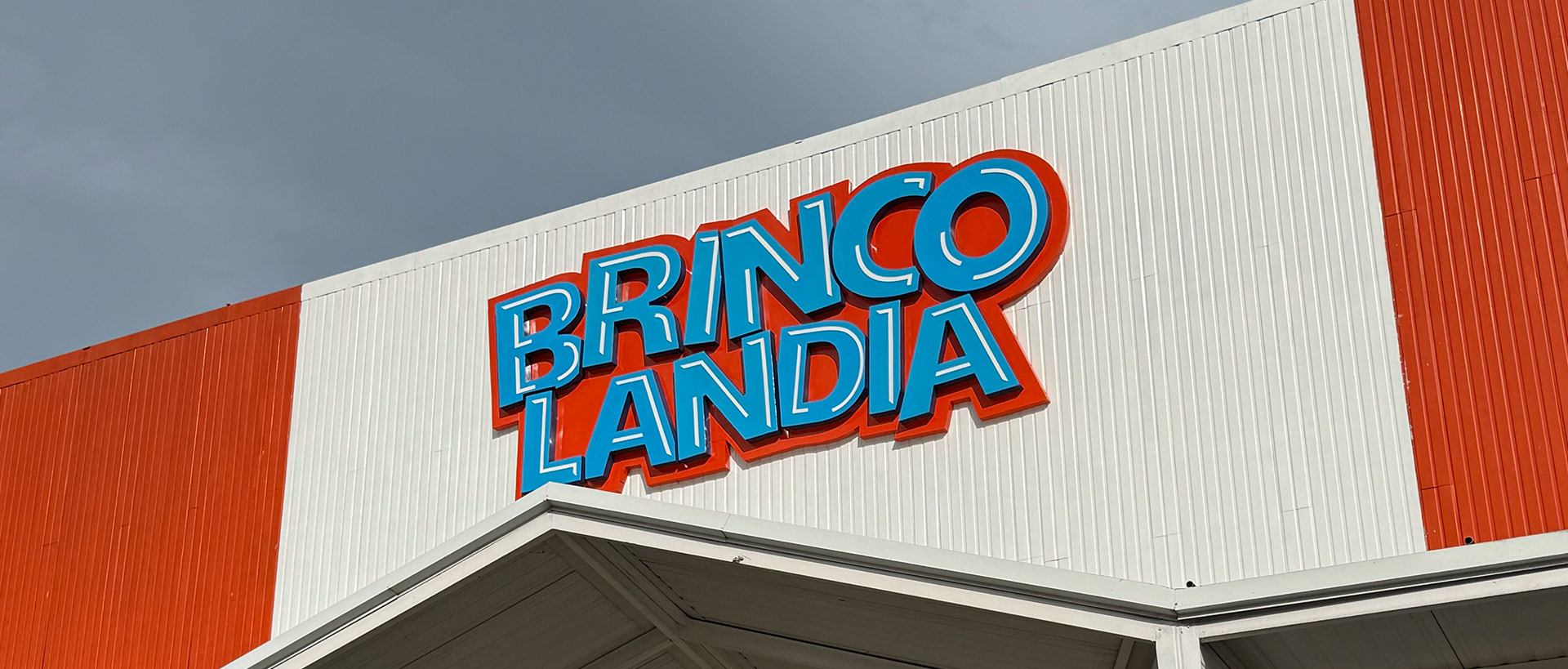 Fachada de Brincolandia en Ciudad Alianza